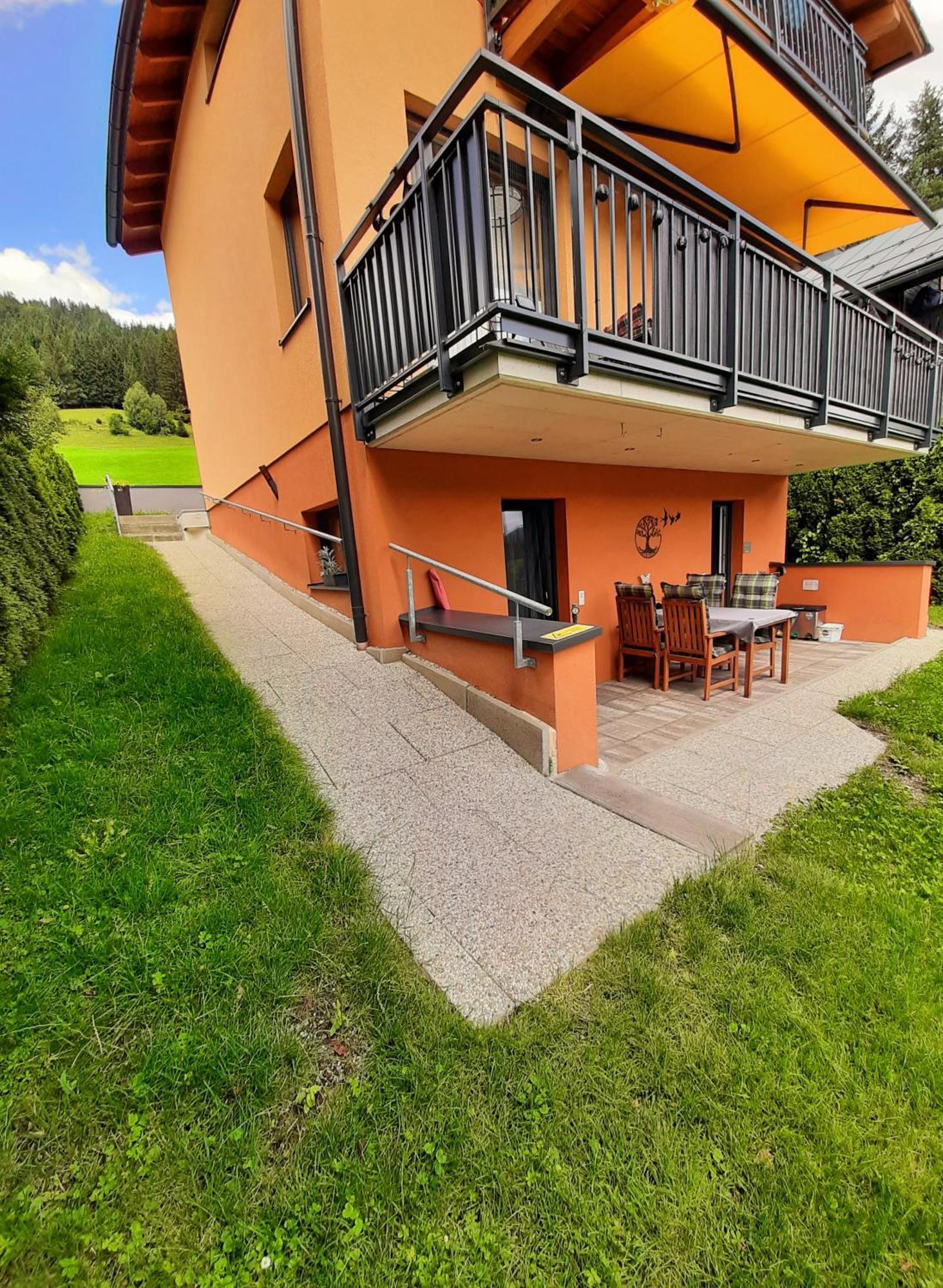 Susis Ferienwohnung Radstadt Bagian luar foto